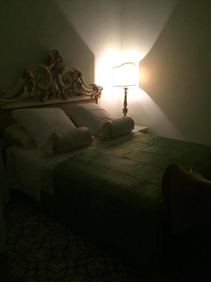 Locus Amoenus Luxury Rooms コラート エクステリア 写真